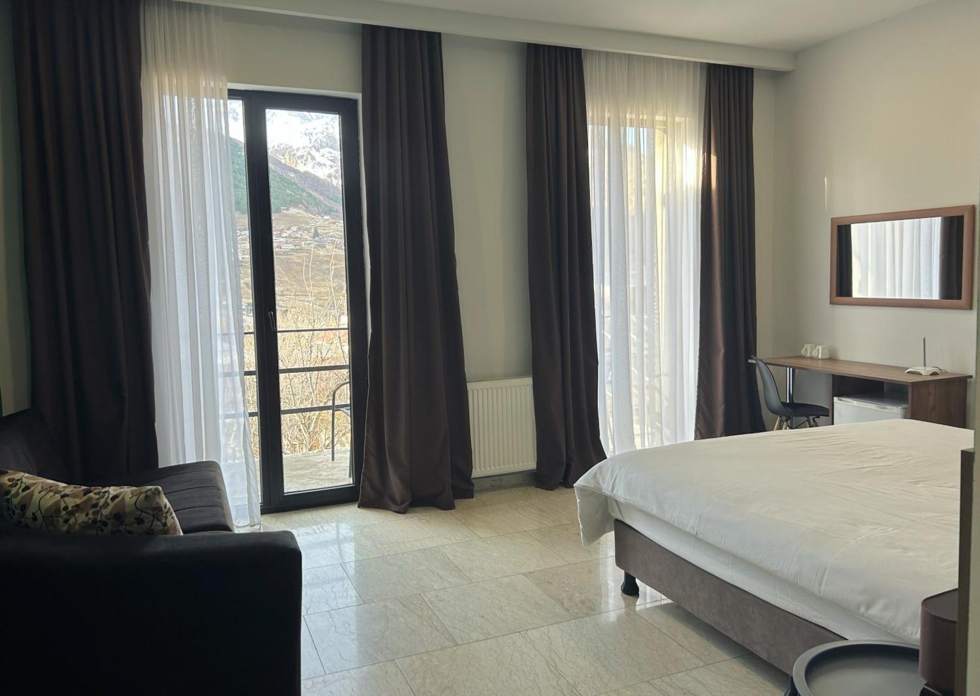 Shushabandi Kazbegi Hotel Kültér fotó